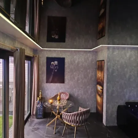 Wrzos 住宿加早餐酒店 3*