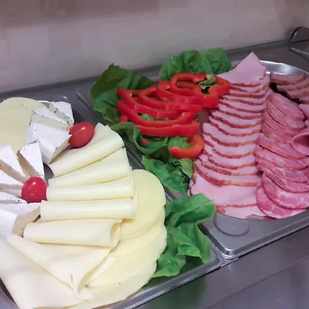 住宿加早餐酒店 Wrzos