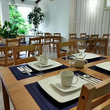 Wrzos فندق مبيت وإفطار بوزنان