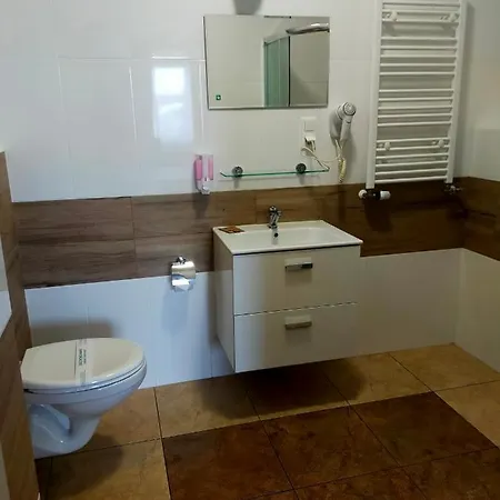 Wrzos Bed & Breakfast