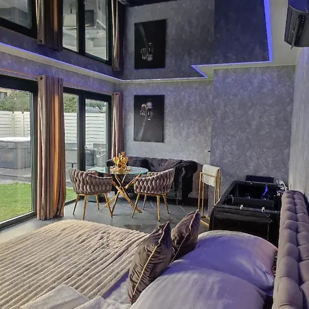 فندق مبيت وإفطار Wrzos 3*