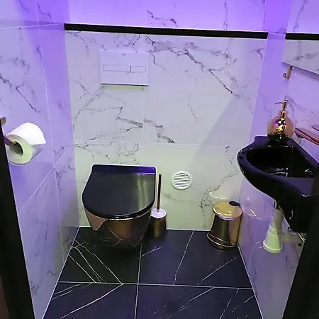 Wrzos Bed & Breakfast 3*